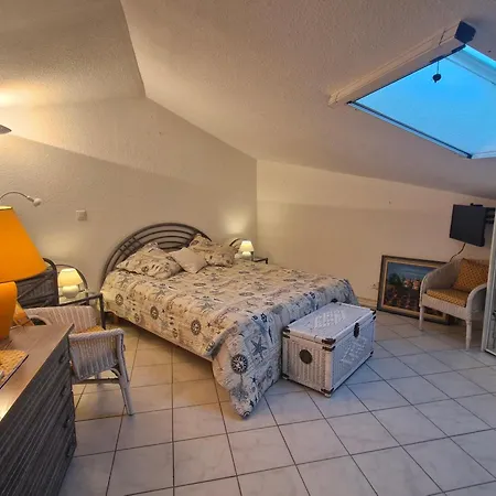 Appartement Avec Parking, Animaux Admis - 4 Pers. Sainte-Maxime